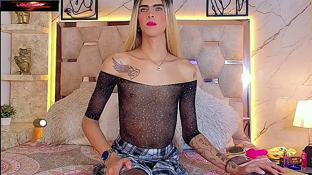 Playwithlulut 777 online show from May 13, 2026, 2:47 pm