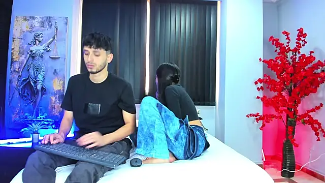 dracke and zara online show from April 13, 2026, 1:16 pm