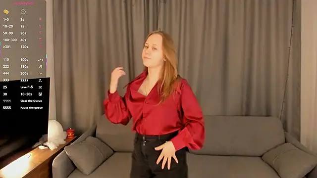 Snapshot of VoidElaris chatting on February 17, 2026, 8:15 pm VoidElaris online show from February 17, 2026, 8:15 pm