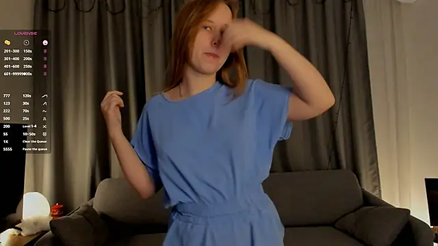 Snapshot of VoidElaris chatting on March 2, 2026, 8:04 pm VoidElaris online show from March 2, 2026, 8:04 pm