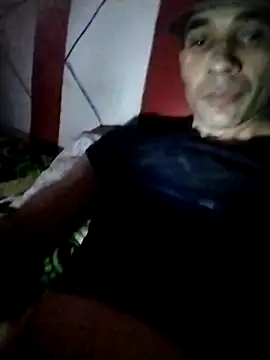 Snapshot of aletr15la chatting on November 29, 2025, 4:59 am aletr15la online show from November 29, 2025, 4:59 am