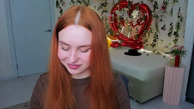 Snapshot of AirySilhouette chatting on February 16, 2026, 7:10 pm AirySilhouette online show from February 16, 2026, 7:10 pm