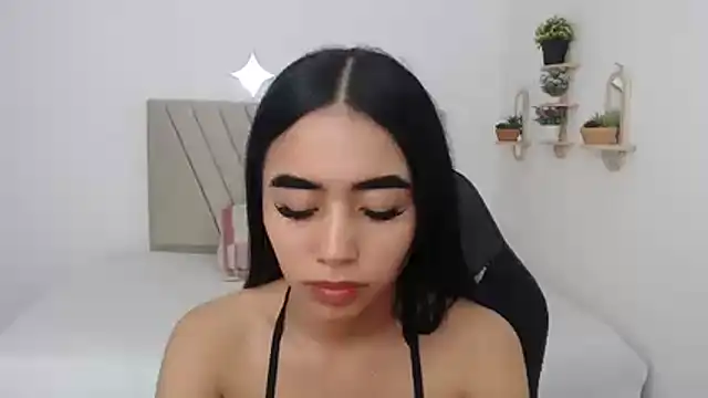 Snapshot of xoxo_melany chatting on April 5, 2026, 12:13 pm xoxo melany online show from April 5, 2026, 12:13 pm