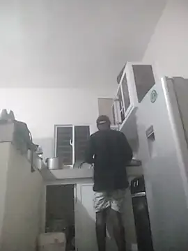 laperson online show from February 26, 2026, 12:42 am