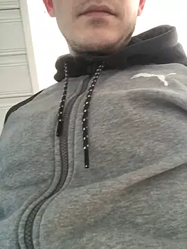 Snapshot of Spielzeugtwink chatting on February 15, 2026, 2:03 pm Spielzeugtwink online show from February 15, 2026, 2:03 pm