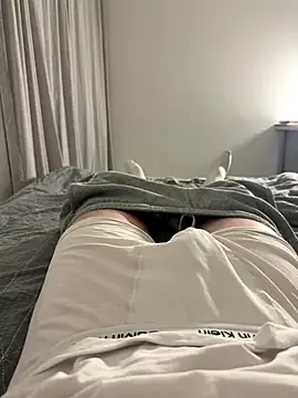 TwinkiStar05 online show from November 19, 2025, 7:36 pm