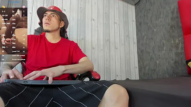 yeikoox online show from December 1, 2025, 2:27 am