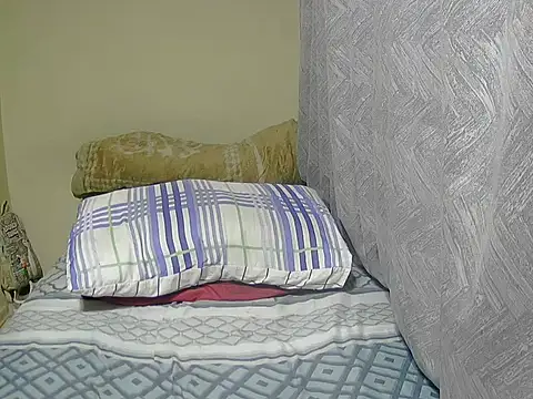 Snapshot of PregiiCaramellxx chatting on November 23, 2025, 5:13 pm PregiiCaramellxx online show from November 23, 2025, 5:13 pm