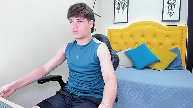 Snapshot of JakeSummer_ chatting on February 18, 2026, 7:10 pm JakeSummer online show from February 18, 2026, 7:10 pm