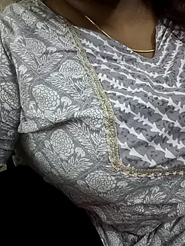 mamtha-tamil online show from November 21, 2025, 2:05 pm