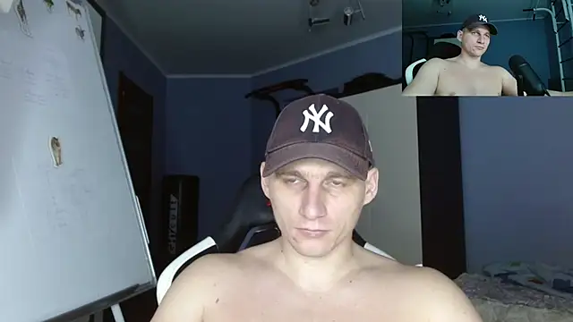 Snapshot of Poliglotjoe1 chatting on November 26, 2025, 5:52 am Poliglotjoe1 online show from November 26, 2025, 5:52 am