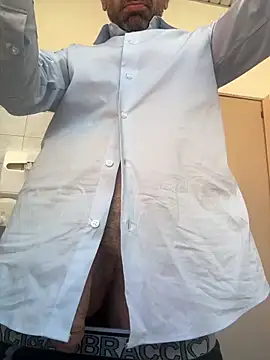 Alexbbcum online show from June 12, 2026, 12:04 pm