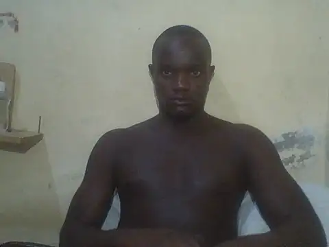 Snapshot of UsTwo_ chatting on November 25, 2025, 9:04 pm UsTwo online show from November 25, 2025, 9:04 pm