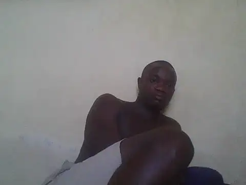 Snapshot of UsTwo_ chatting on November 28, 2025, 3:53 am UsTwo online show from November 28, 2025, 3:53 am