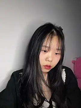 Kiee-lee online show from March 3, 2026, 3:29 pm