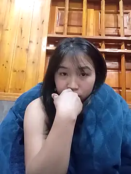 Snapshot of susie_min chatting on November 29, 2025, 11:24 am susie min online show from November 29, 2025, 11:24 am