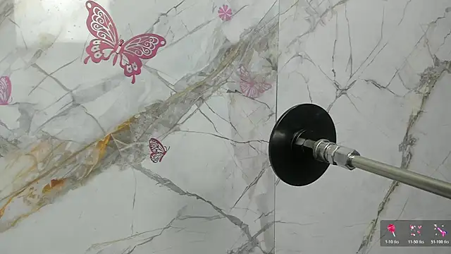 Latina candy01 online show from April 14, 2026, 7:20 pm