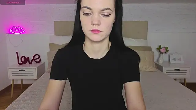 Snapshot of Camila_777_ chatting on November 23, 2025, 8:52 pm Camila 777 online show from November 23, 2025, 8:52 pm