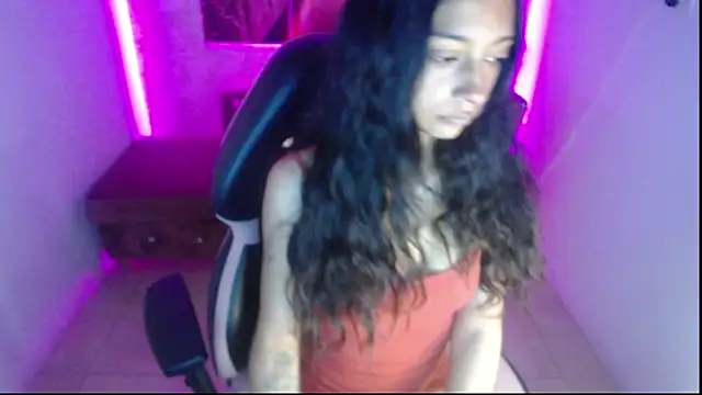 Aylanny m online show from January 13, 2026, 1:27 pm