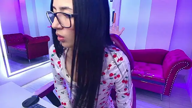 Emily andrews online show from February 11, 2026, 7:19 pm