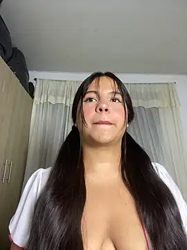 Snapshot of katthyasmitth chatting on April 7, 2026, 12:00 am katthyasmitth online show from April 7, 2026, 12:00 am