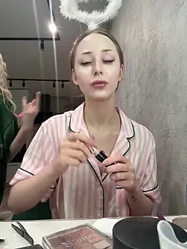 GraceSecrettt online show from February 7, 2026, 4:54 pm