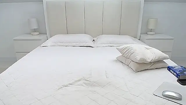 Milena29 online show from March 11, 2026, 6:19 am