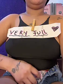 Snapshot of Brunette_Dirty_0limits chatting on December 13, 2025, 7:53 pm Brunette Dirty 0limits online show from December 13, 2025, 7:53 pm