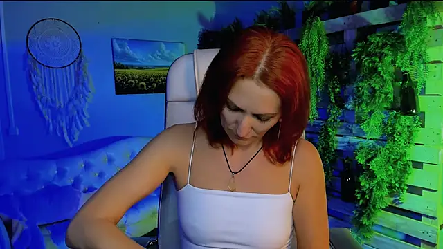 DianaTorrens online show from December 14, 2025, 9:36 am