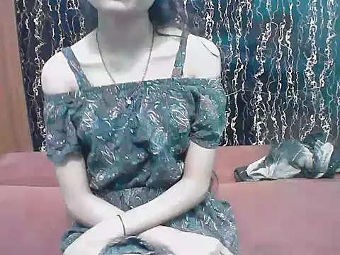 hello baby01 online show from March 16, 2026, 5:06 pm