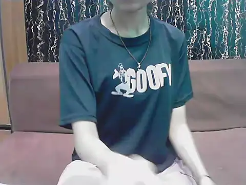 hello baby01 online show from March 20, 2026, 4:01 pm