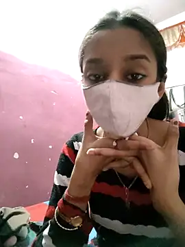 -AYUSHI01 online show from December 17, 2025, 7:36 am