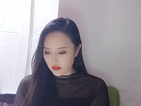 Snapshot of A-Emilyy chatting on November 29, 2025, 1:47 pm A-Emilyy online show from November 29, 2025, 1:47 pm