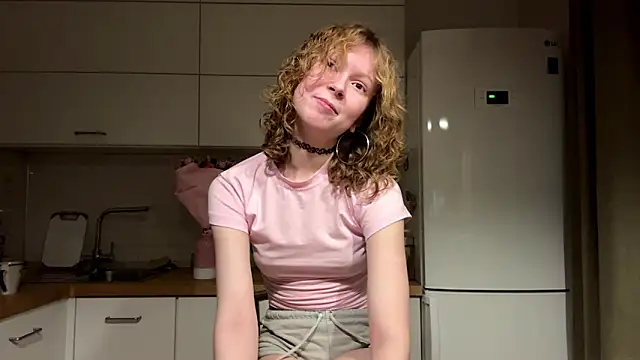 ElfriedaZwack online show from January 13, 2026, 3:17 pm