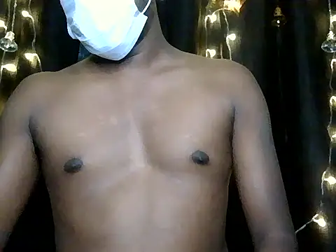 cleopatra9999 online show from December 17, 2025, 10:54 am