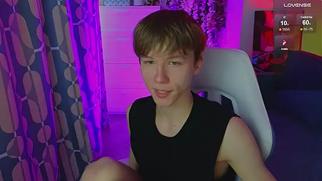 cuMte boy online show from June 5, 2026, 1:23 am