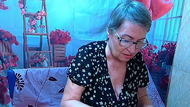 OlgaLuck online show from April 2, 2026, 5:27 am