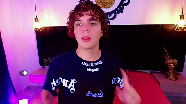 Skyee angel online show from January 5, 2026, 8:01 pm