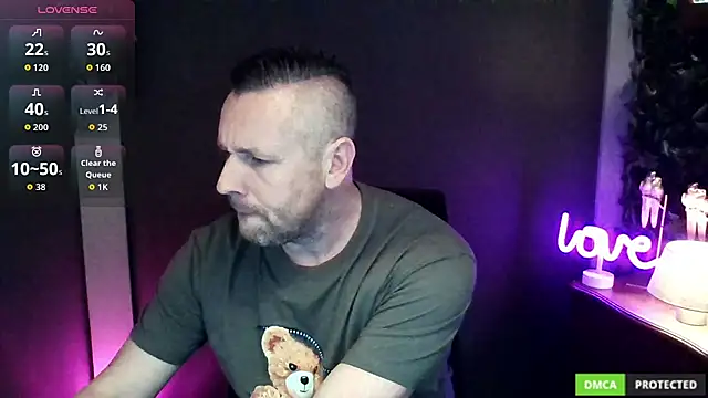 Hunter Fl online show from November 27, 2025, 5:04 pm