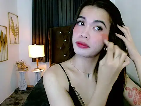 Snapshot of hollyyumiloove chatting on January 14, 2026, 8:58 pm hollyyumiloove online show from January 14, 2026, 8:58 pm