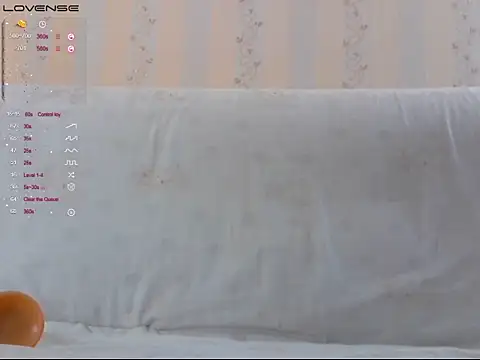 Snapshot of LustfulSarah chatting on September 19, 2025, 2:40 pm LustfulSarah online show from September 19, 2025, 2:40 pm