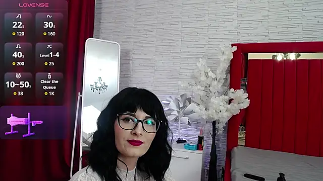 Snapshot of DeniseSun chatting on June 20, 2026, 6:11 pm DeniseSun online show from June 20, 2026, 6:11 pm