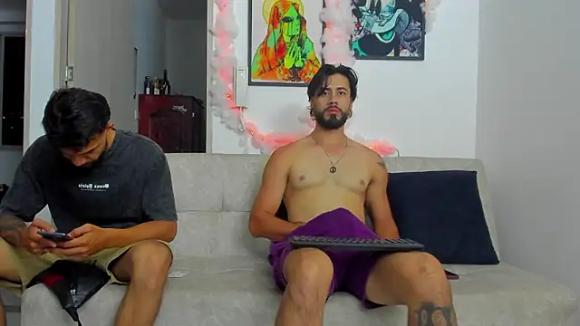 heteros curious online show from March 3, 2026, 11:54 pm