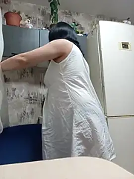 Snapshot of KARINA-TITS chatting on November 24, 2025, 5:45 pm KARINA-TITS online show from November 24, 2025, 5:45 pm