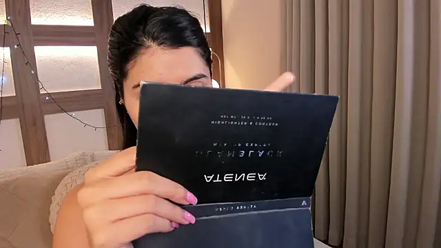 SarhaVega online show from February 14, 2026, 1:08 pm