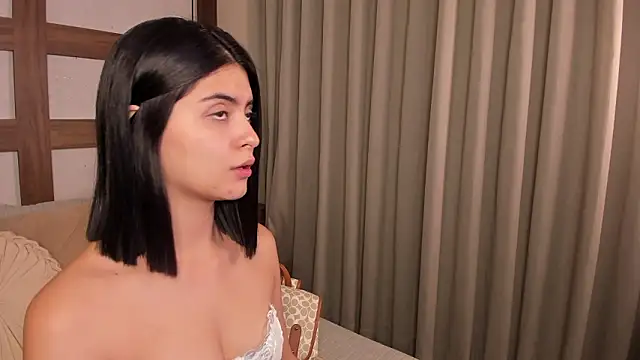 SarhaVega online show from February 22, 2026, 2:04 pm