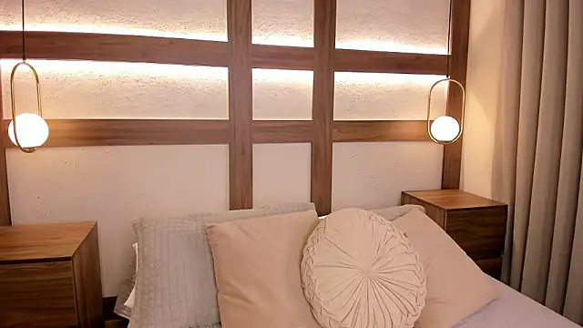 SarhaVega online show from March 4, 2026, 12:33 pm