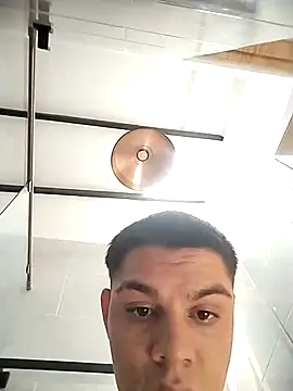 sebastianfelipe online show from March 31, 2026, 6:08 pm