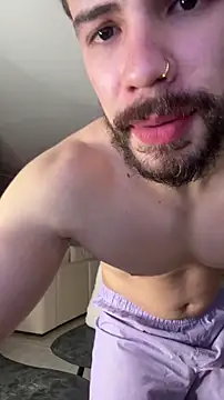 Valenthino Salvatore online show from March 16, 2026, 3:45 am