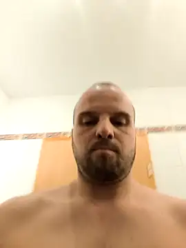 Phoenix2310 online show from February 7, 2026, 2:21 pm